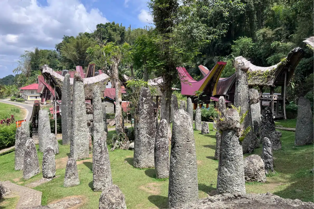 Toraja → Lolai → Bori Kalimbuang → Batutumonga → Loko Mata → Toraja