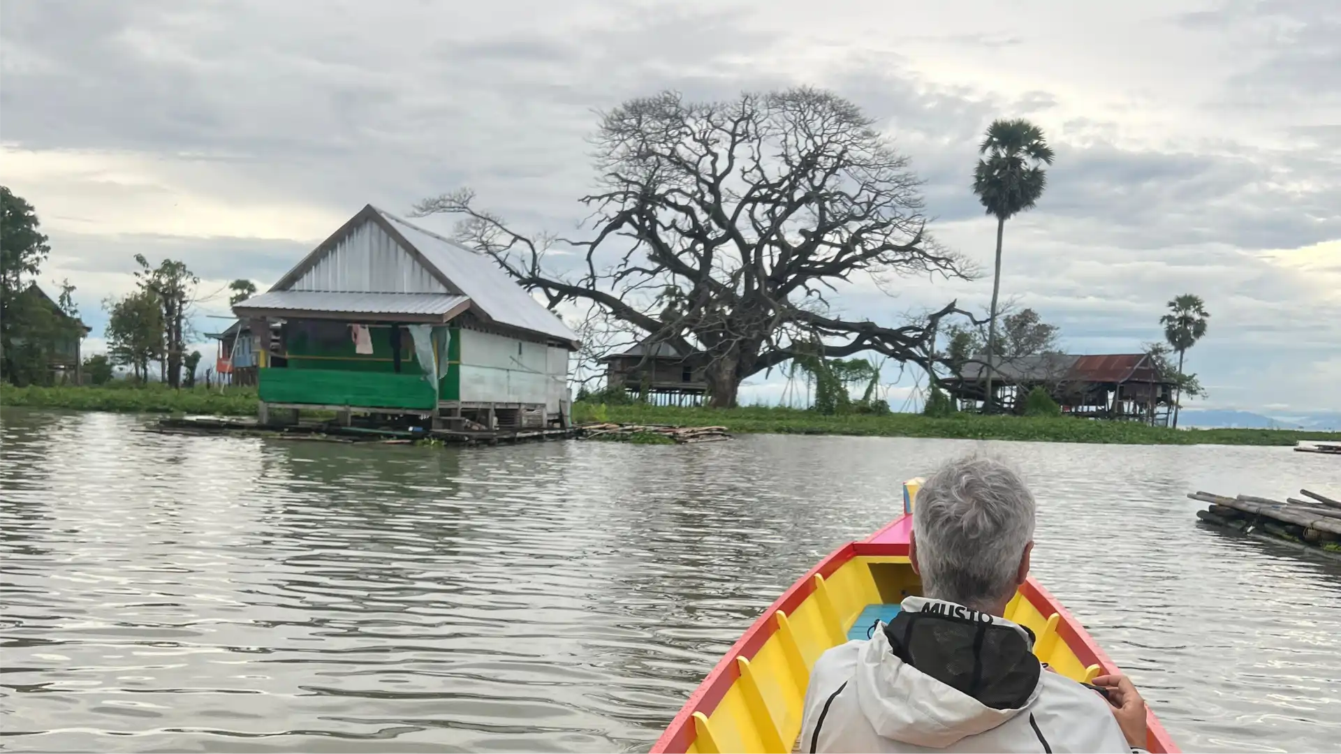 Toraja & Bugis — Ahnenkultur im Hochland & Traditionen am See