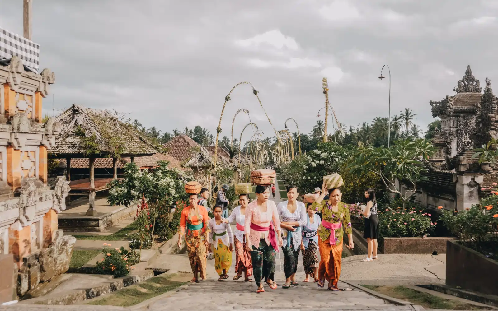 Bali — Tempel, Kunst & Rückzugsorte in grünen Tälern